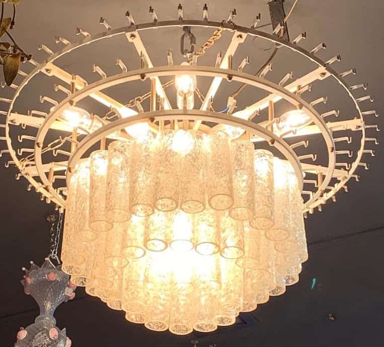 1960/70′ Paire de Lustres Venini Murano Doria Diamètre 74 cm 6 Niveaux 194 Cristaux – Image 6