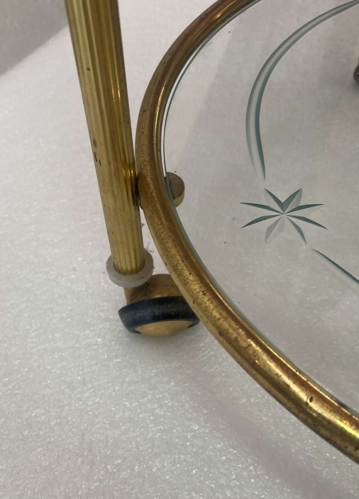 1950/70′ Serviteur Roulant Rond Bronze 4 Plateaux Style Maison Jansen – Image 4