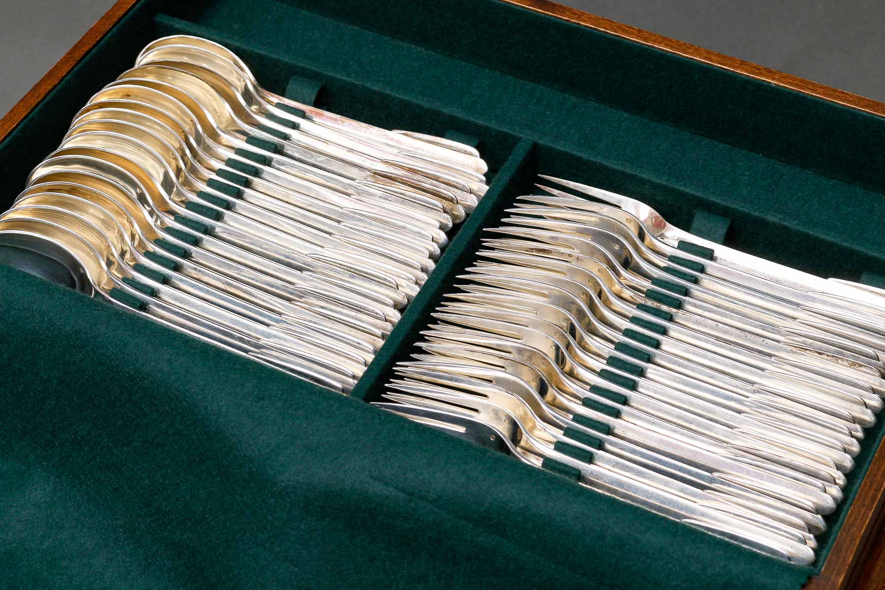 FJERDINGSTAD – Ménagère en argent massif 78 Pièces ART DECO – Image 7