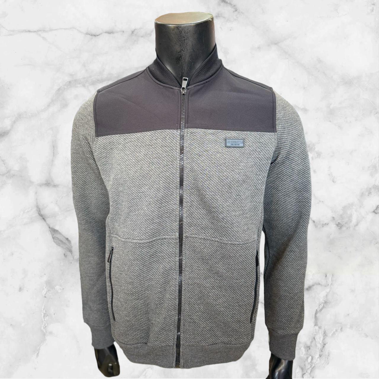 Jacket Hiver avec fermeture multi usage (passe partout), longue manche – Disponible en plusieurs couleurs et tailles – Image 4